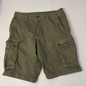 American Eagle Outfitters flex 11” Cargo shorts size 34